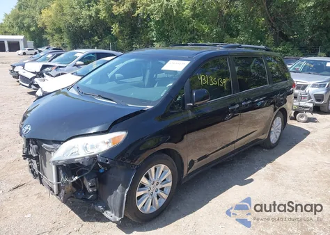 2012 Toyota Sienna Xle/Limited из США, поврежденный, VIN 5TDDK3DC7CS046931